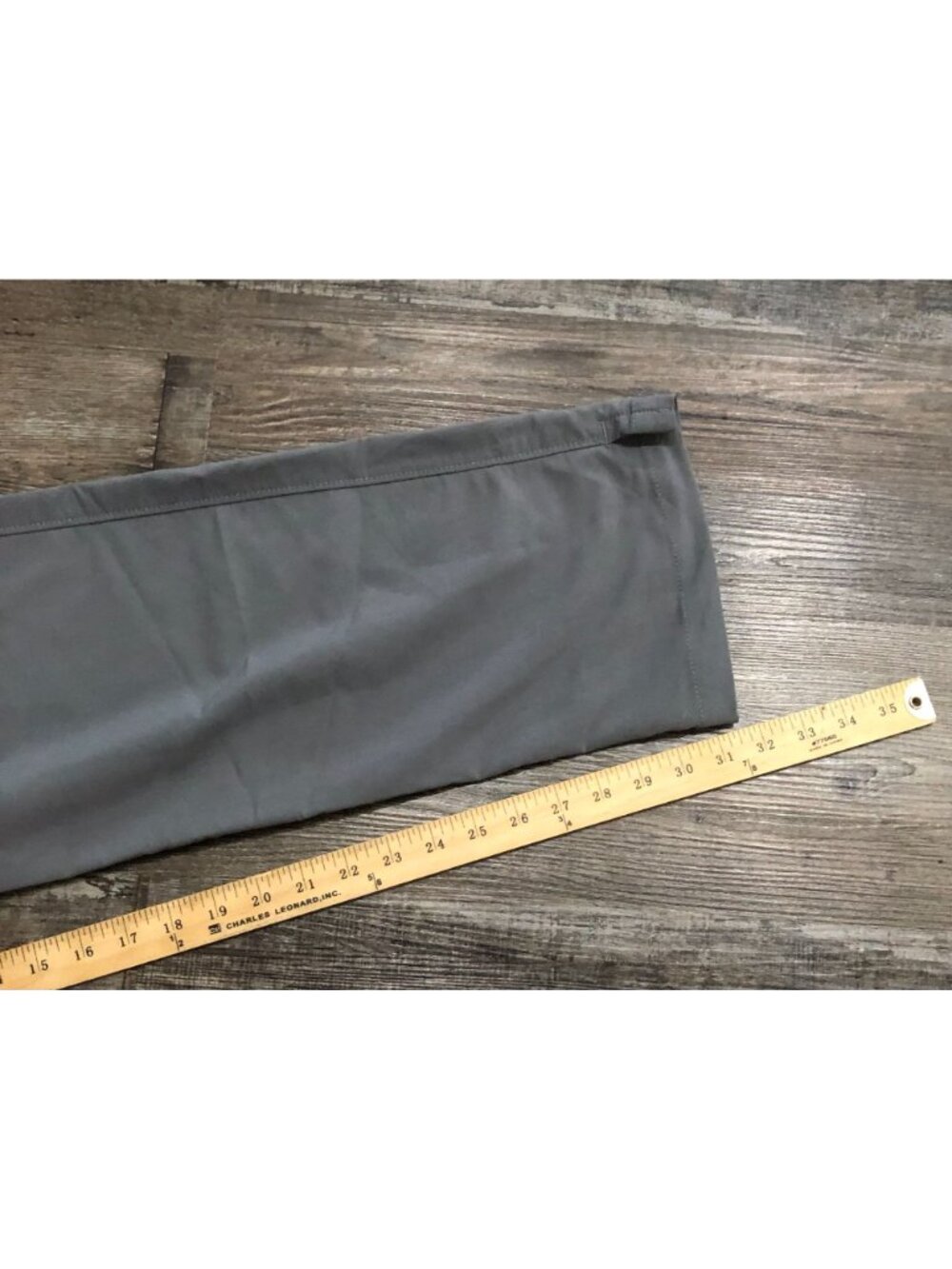 Under Armour Golf Mens 36x32 Gray Flat Front Casual Chino Pants - Picture 6 of 6
